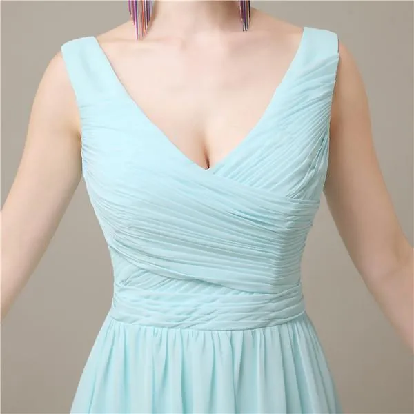 Charming V-neck Chiffon A-line Knee-Length Bridesmaid Dresses