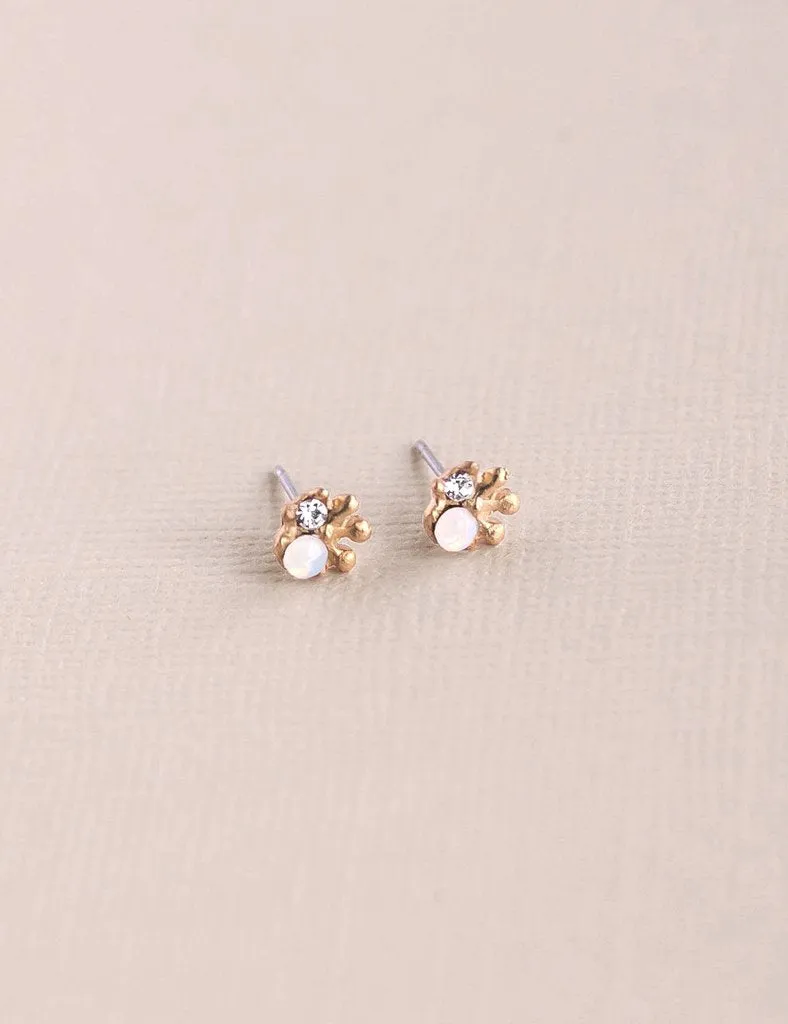 Nuance Amsonia Post Earrings