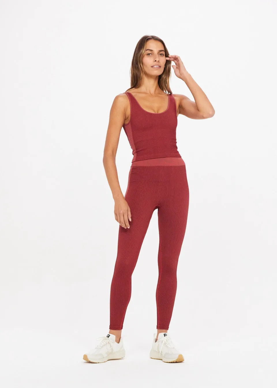 Ribbed Seamless Midi Pant Sangria