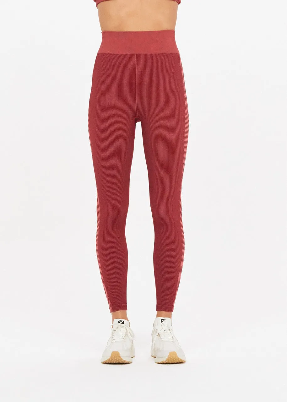 Ribbed Seamless Midi Pant Sangria